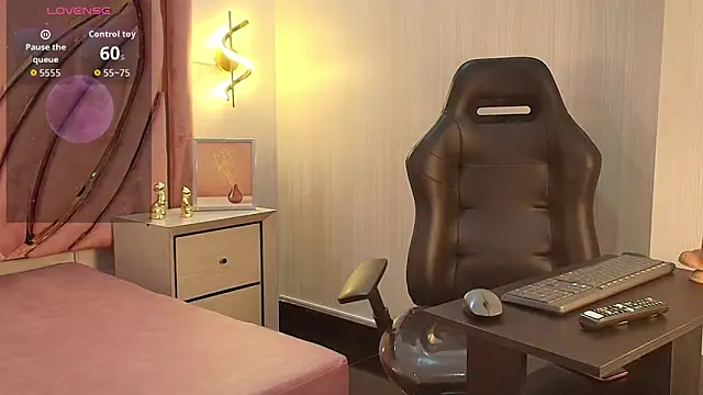 kaiabrown - KaiaBrown's free webcam - UK Sex Cams