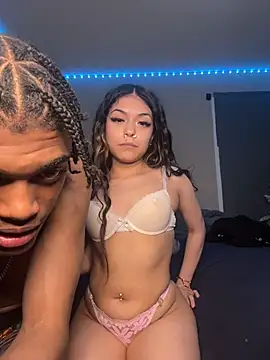 Rxse_10 Live Webcam on Stripchat