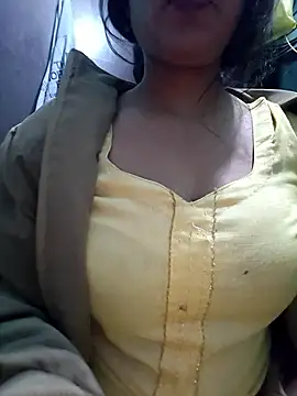 Webcam Model (Kavita_ji) is live