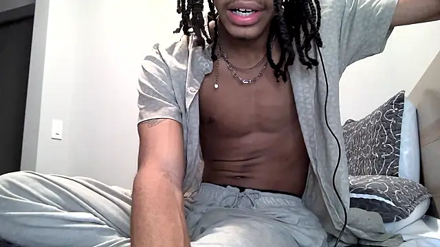 BlackBullTitus Live Webcam on Stripchat