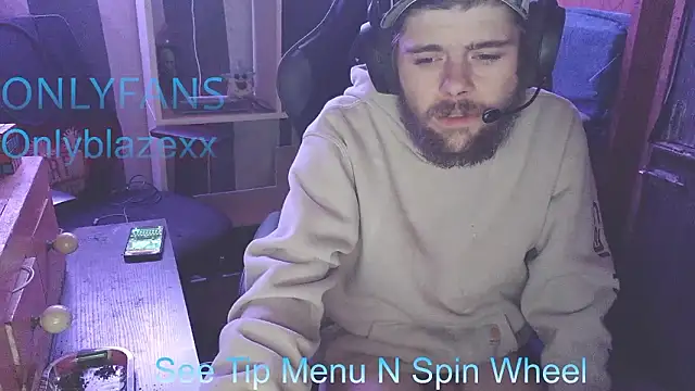 OnlyBlazexx webcam