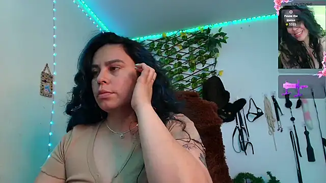 elektra_32 - Elektra_32's free webcam