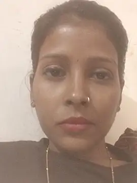 Webcam Model (Nilu_XXX)  is live.Free join now!