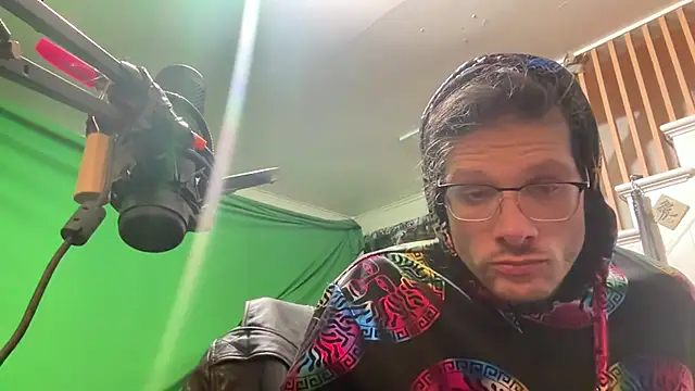 MasterDaddyCool webcam