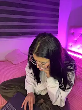 willowharper_ - Willowharper_'s free webcam - UK Sex Cams