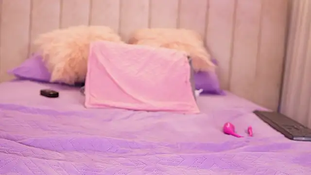 emyli_sw_ - Emyli_sw_'s free webcam - UK Sex Cams