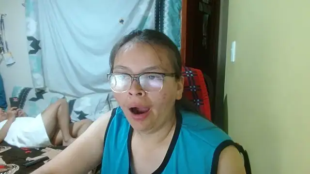 clayre_and_jill webcam