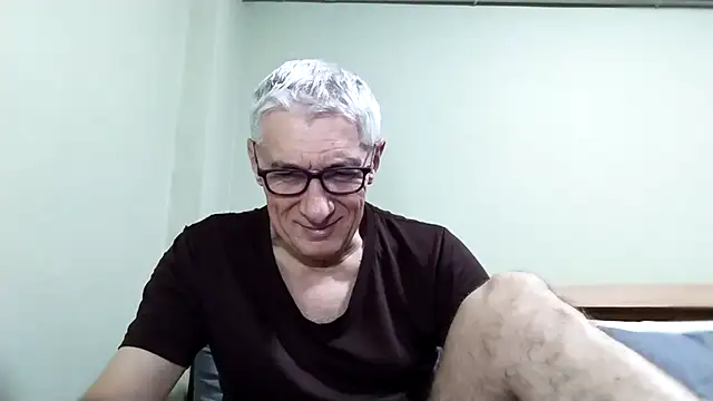 BIGUNCUTHARDCOCK webcam