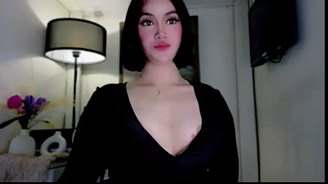 anna_hollydoll - Anna_HollyDoll's free webcam - UK Sex Cams