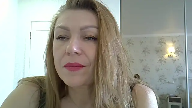 alexandra-rosee - Alexandra-Rosee's free webcam - UK Sex Cams