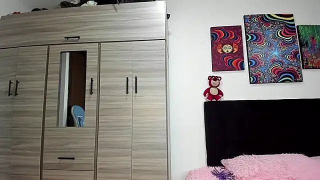 violetbunnyy1 - Violetbunnyy1's free webcam - UK Sex Cams