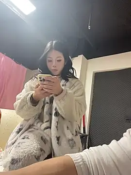 美女Bkw-777在线直播