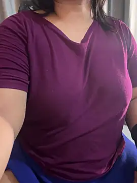 Webcam Model (Maggi-is-back)  is live.Free join now!