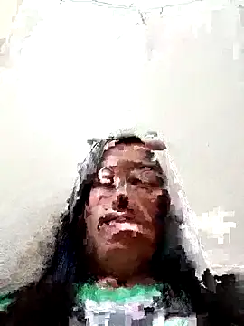 Webcam Model (CoMay003)  is live.Free join now!