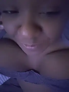 Webcam Model (6lue6a6y69) is live