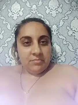 AntoAntonianna webcam