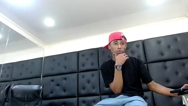 tonnymarck (M twink) - all my milk for you bby