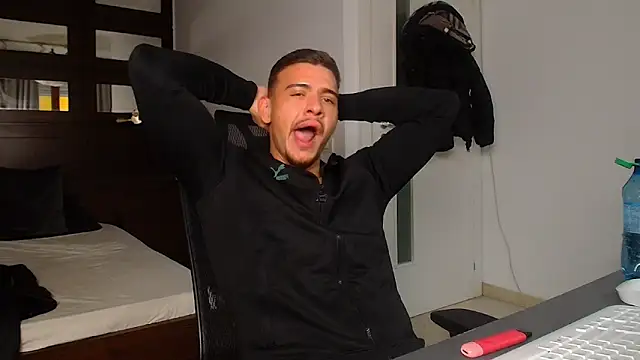 elijahthorne - ElijahThorne's free webcam - UK Sex Cams