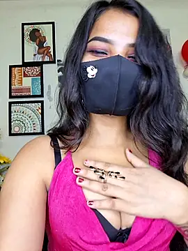 Webcam Model (Noor-Bold)  is live.Free join now!