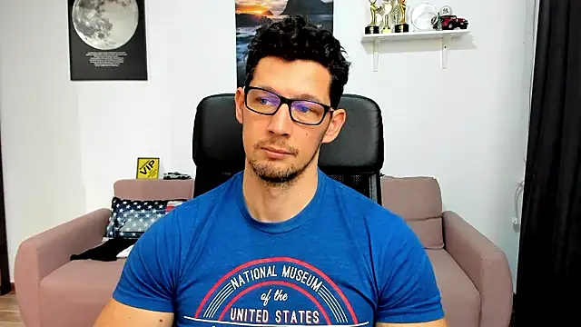 brutusk08 - BrutusK08's free webcam - UK Sex Cams