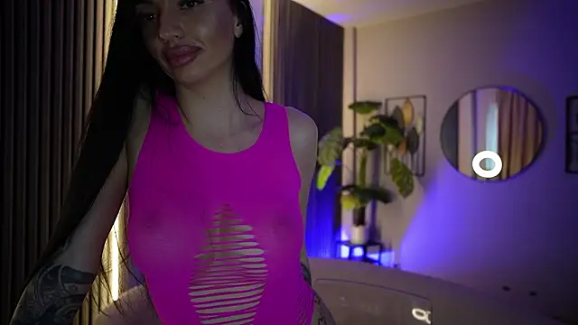 kaylaluxx 