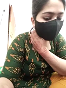 Webcam Model (Magical_Girl-) is live