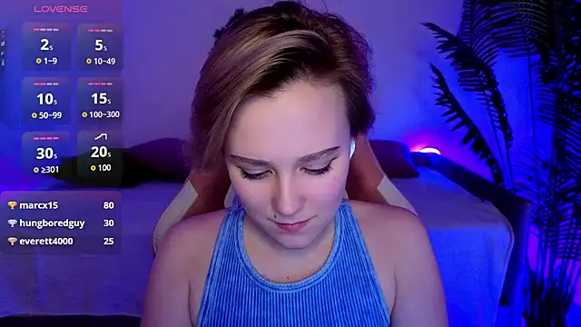 ellie_heavenly - Ellie_Heavenly's free webcam - UK Sex Cams