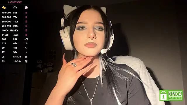 tomirodenberg - TomiRodenberg's free webcam - UK Sex Cams