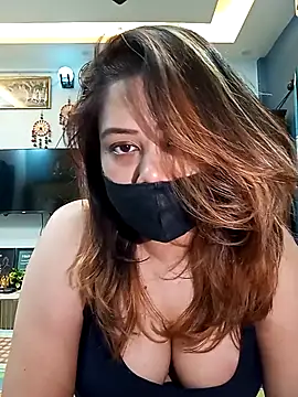 cute-mona xxx live show