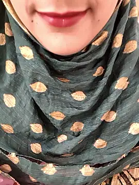 Webcam Model (Indian-Aleena) is live