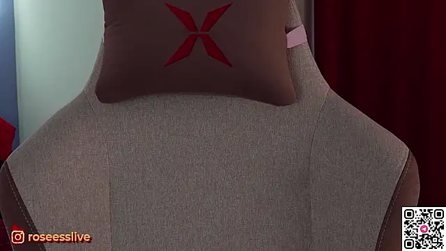 roseess - ROSEESS's free webcam - UK Sex Cams
