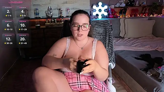 Kimberly-Caprice webcam