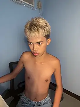 urcumjp (M twink) - CUM AND EMPTY ME BABE