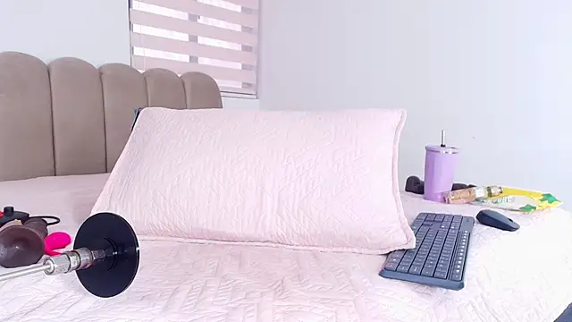 ashly_mr - Ashly_mr's free webcam - UK Sex Cams