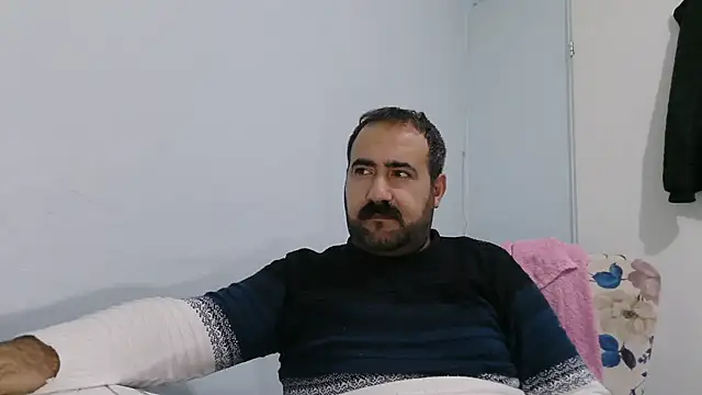 big_snakee (Ask my age) - Does anyone want sperm? :wanker: