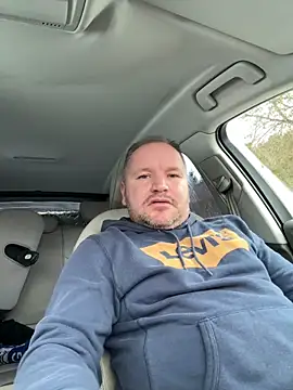 aronn4 (Ask my age) - #brunettes #daddies #ejaculation #hd #medium #mobile #office #outdoor #recordable-publics #rimming #romanian #straight #white