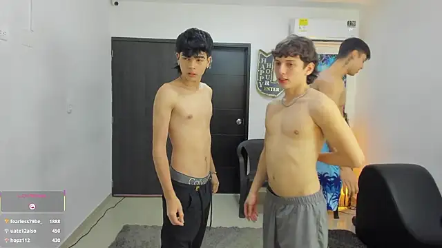 Masters_sexx Live Webcam on Stripchat