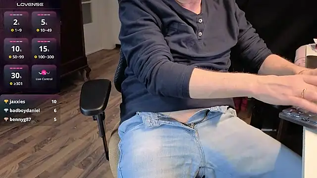 jan_martin - Jan_martin's free webcam - UK Sex Cams