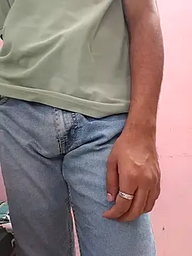 aqueouscrepe - AqueousCrepe's free webcam - UK Sex Cams