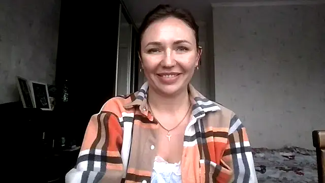 AngelinaLove28 webcam