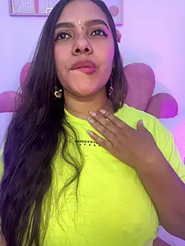 Webcam Model (krishaa_) is live