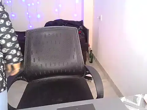 shivani_sharma_2 - Shivani_sharma_2's free webcam - UK Sex Cams