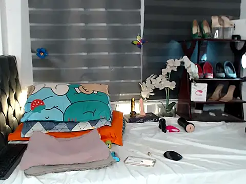 sylvannia_cumslut webcam