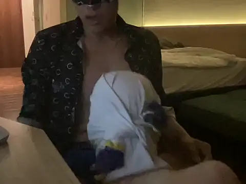 boyhigh1997 - Boyhigh1997's free webcam