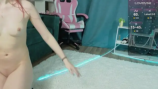 _lucystars_ (F teen) - massage my boobs and pinch nipp