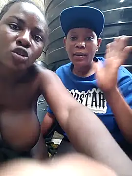 Broan_me Live Webcam on Stripchat