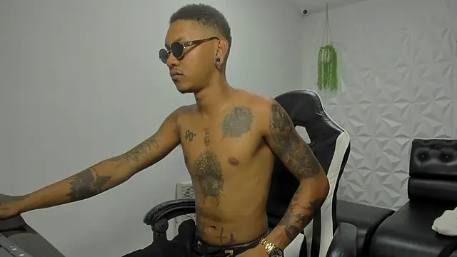 blackdirty420 - Blackdirty420's free webcam - UK Sex Cams