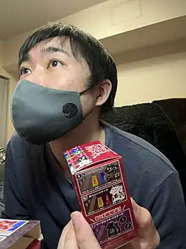 kentyken Live Webcam on Stripchat