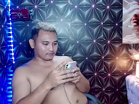 BicuriousExploer webcam