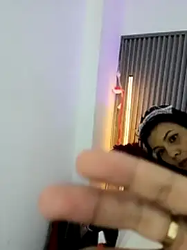 Milena_lawson webcam